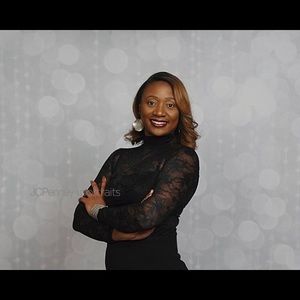 Meet your Posher, Davida